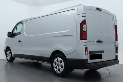 Renault Trafic L2H1 Extra AT9