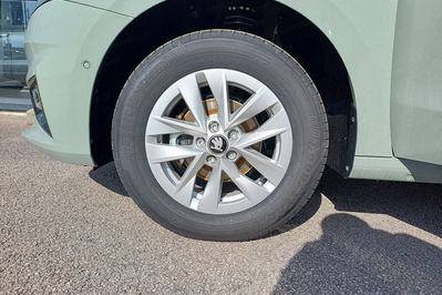 Skoda Fabia Drive 1.0 TSI DSG