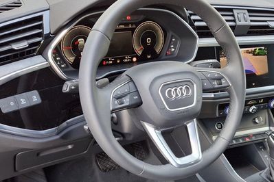 Audi Q3 35 TFSI S line