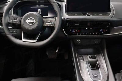 Nissan Qashqai Tekna Xtronic 1.3 DIG-T mHEV