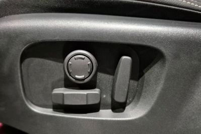 Land Rover Range Rover Velar D200 S