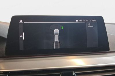 BMW Seria 5 Touring 540d xDrive M Sport