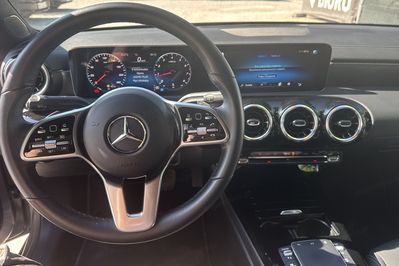 Mercedes CLA 200