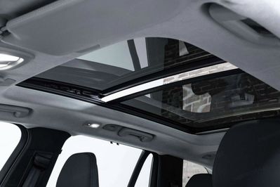 Volvo XC90 T8 AWD Plug-In Hybrid Ultra Dark 7os