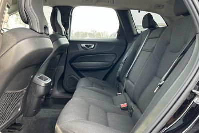 Volvo XC60 B4 D Momentum Pro aut