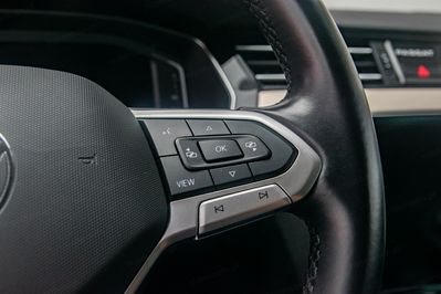 Volkswagen Passat 2.0 TSI Elegance DSG