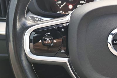 Volvo XC60 B5 D AWD R-Design aut