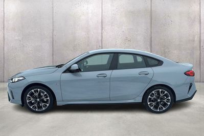 BMW Seria 2 220 mHEV