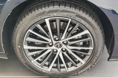 Lexus ES 300h Business Edition 2.5 E-CVT