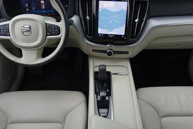 Volvo XC60 T6 Plug-In Hybrid AWD Inscription aut
