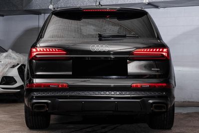 Audi Q7 TDI quattro S Line