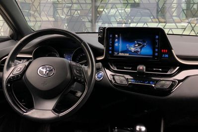 Toyota C-HR 1.8 Hybrid Prestige