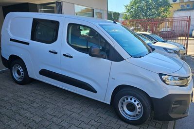 Peugeot Partner Van XL L2H1 EAT8 Zabudowa Brygadowa