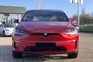 Tesla Model X AWD