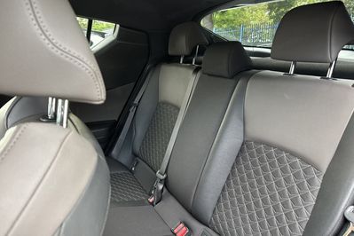 Toyota C-HR Executive 1.8 Hybrid