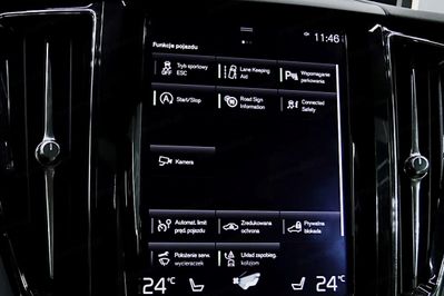 Volvo XC60 T5 Momentum Pro