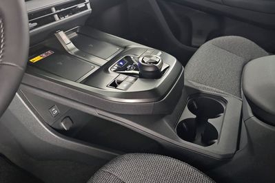 Toyota bZ4X Style EV