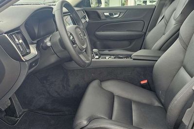 Volvo V60 B4 Plus Dark