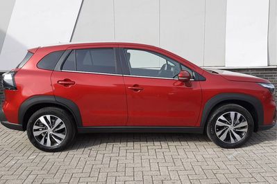 Suzuki S-Cross 1.4 SHVS Elegance 4WD