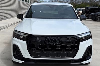 Audi Q7 SQ7 TFSI quattro