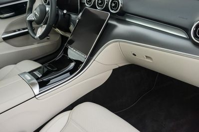 Mercedes Klasa C 180  Business Edition