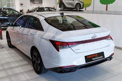 Hyundai Elantra 1.6 Modern