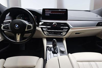 BMW Seria 6 620d xDrive Luxury Line
