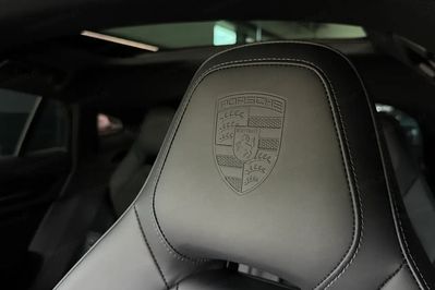 Porsche Panamera 4 E-Hybrid