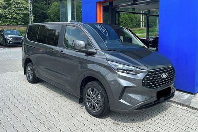 Ford Tourneo Custom 320 L1H1 Titanium A8