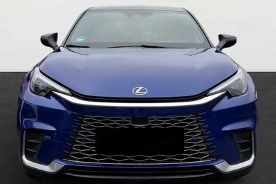 Lexus LBX Emotion 1.5 Hybrid