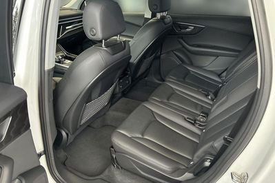 Audi Q7 45 TDI quattro S Line