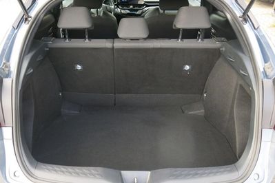 Toyota C-HR 1.8 Hybrid Style