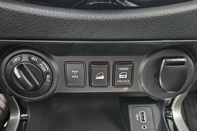 Nissan Navara 2.3 Tekna AWD