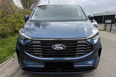 Ford Transit Custom 320 L2H1 Limited Zabudowa Brygadowa A8