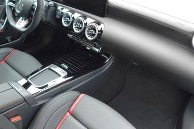 Mercedes Klasa A 35 AMG 4-Matic