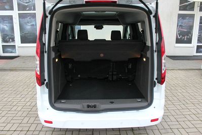 Ford Tourneo Connect L1H1 Titanium