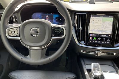 Volvo V60 B4 B Ultra Dark