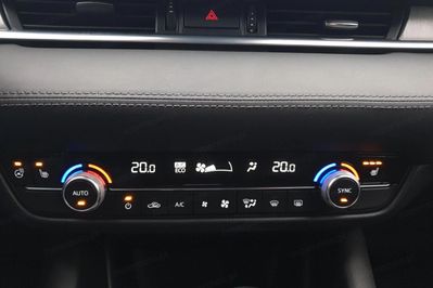 Mazda 6 2.0 Center-Line aut