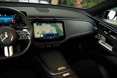 Mercedes Klasa E Kombi 220 d 4MATIC AMG Line