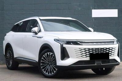 Omoda 9 1.5 Super Hybrid Exclusive AWD