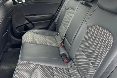 Kia Ceed 1.5 t-Gdi Tribute Dct