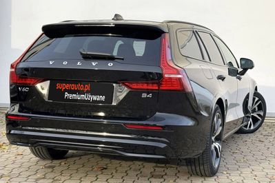 Volvo V60 B4 B Plus Dark
