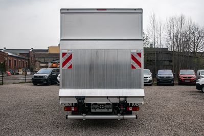 Iveco Daily 35S18 Kontener 8EP + Winda