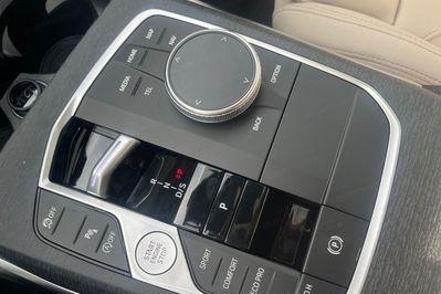BMW Seria 3 320i xDrive M Sport
