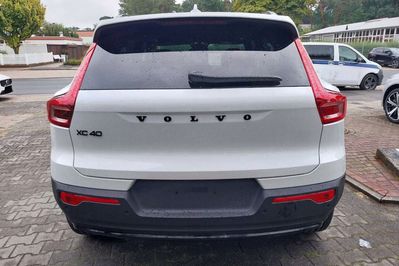 Volvo XC40 B4 Plus Black Edition