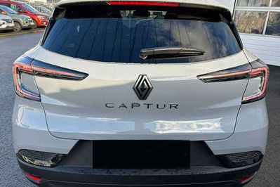 Renault Captur Techno 1.3 TCe mHEV EDC