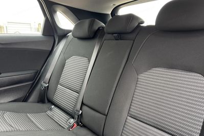 Kia Ceed M 1.5 T-GDI  DCT