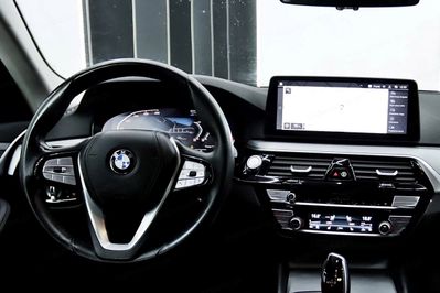 BMW Seria 5 520d mHEV aut