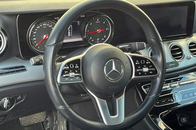 Mercedes Klasa E Kombi 220 d 4MATIC Exclusive