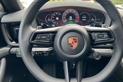 Porsche Panamera 4 E-Hybrid